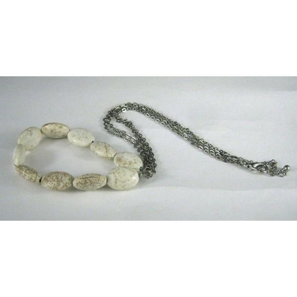Necklace String Strand White Stone Magnesite Beads 21 Inch Silvertone Chain - Picture 7 of 9